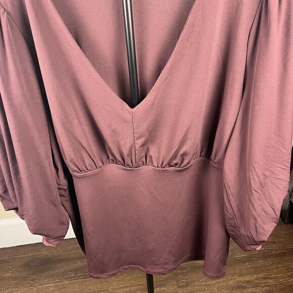 Torrid Studio Knit V-Neck Top Plus Size 1 Sassafras Quarter Sleeve Shirred - Picture 6 of 12